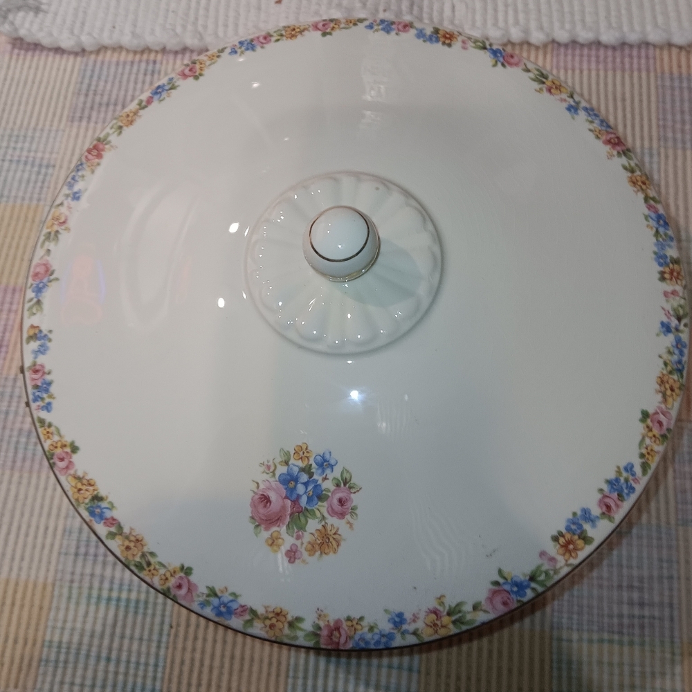 Taylor Smith 1940s Bowl